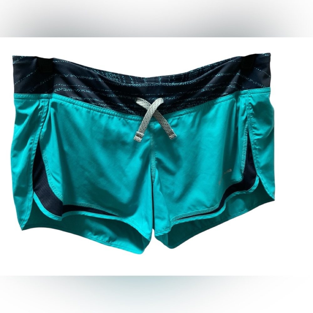Patagonia Women’s Strider Running Shorts Size S Turquoise blue
